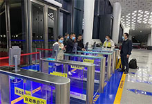 出入口人臉識別系統擺閘圖片